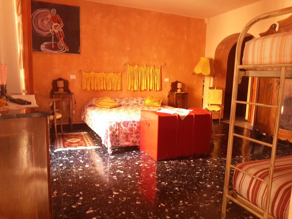 B&B Au Caruggiu Ceriale Room photo